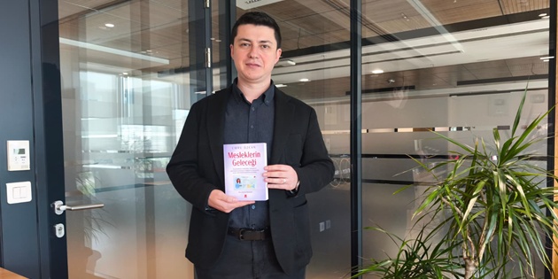 Yapay Zeka ve İş Gücü İlişkisini İnceleyen Mesleklerin Geleceği Raflarda